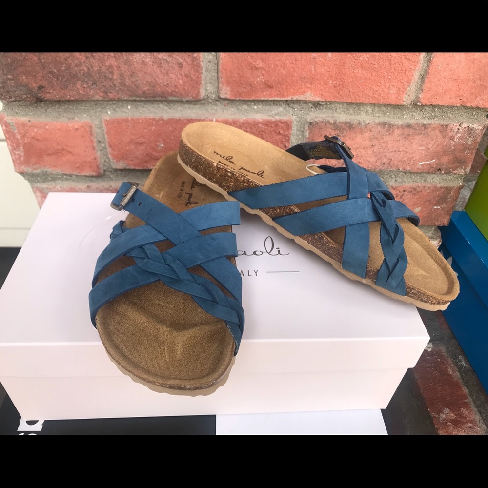 Sandals - Picture 2 of 4